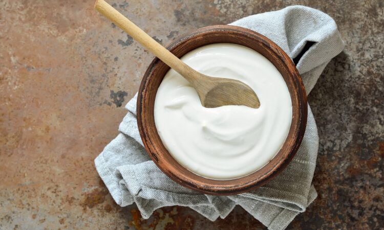 Handmade Yogurt at Your Doorstep: The Benefits of Buying Online